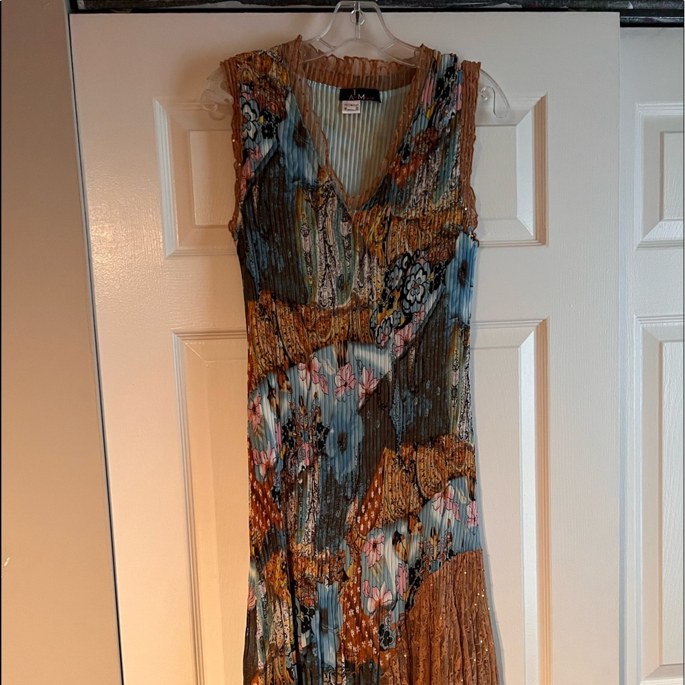 Unique stretchy multicolored dress.